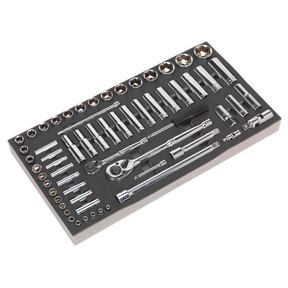 A Sealey Tool Tray with Socket Set 62pc 1/4" & 1/2"Sq Drive Metric - S01122, complete with chrome socket wrenches and accessories, neatly arranged in a foam-lined case that comes with a lifetime guarantee.