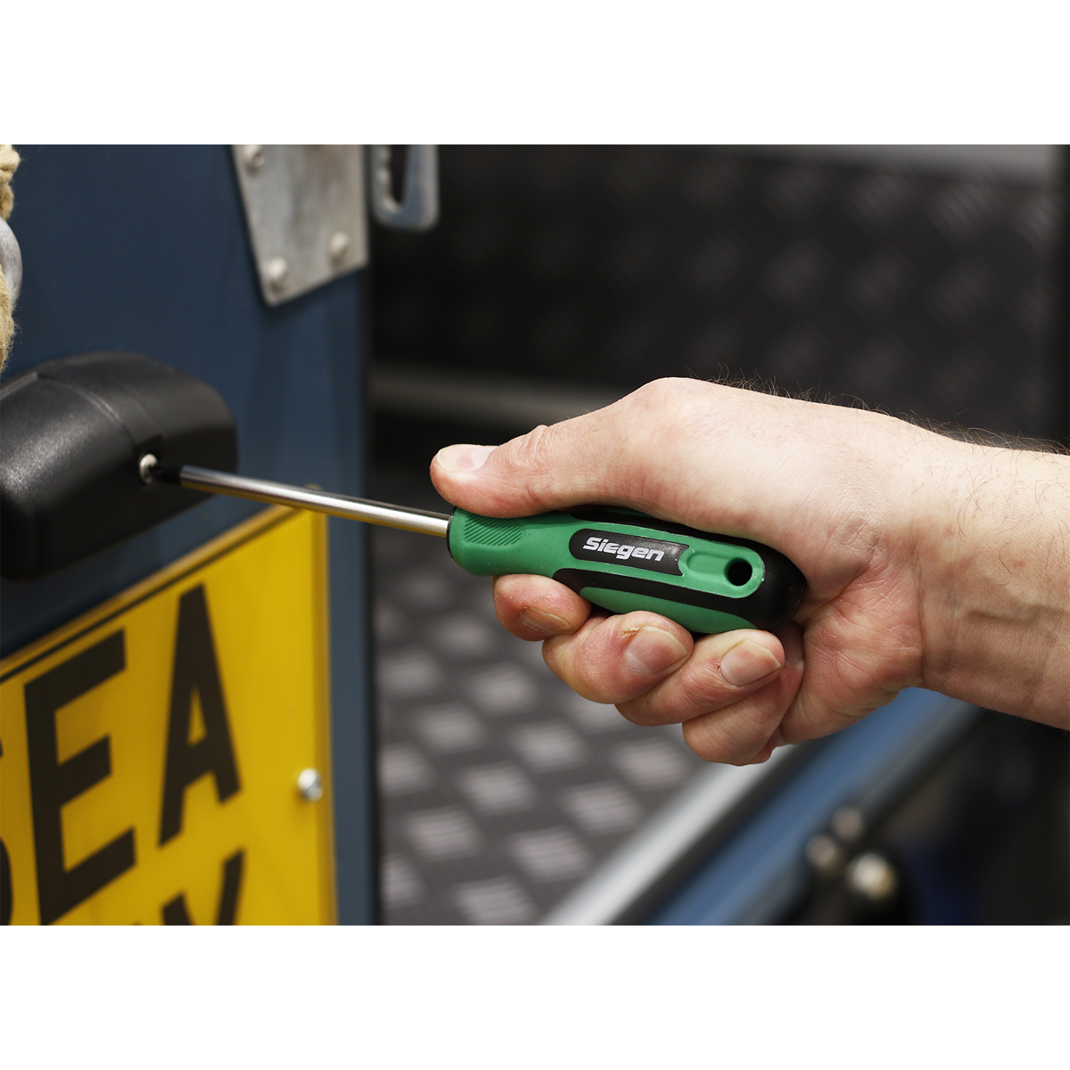 Screwdriver Pozi #2 x 100mm - S01186 - Farming Parts