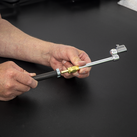 Clip-On Connector for Tyre Inflators Swivel Head - SE-SA360