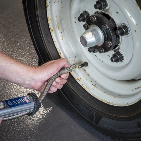 Clip-On Connector for Tyre Inflators - SE-SA361