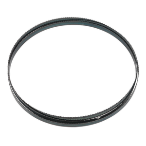 A black rubber belt with a ridged surface in a circular shape, exhibiting the cutting efficiency of the Sealey Bandsaw Blade 2240 x 12 x 0.6mm 6tpi - SM1305B06.