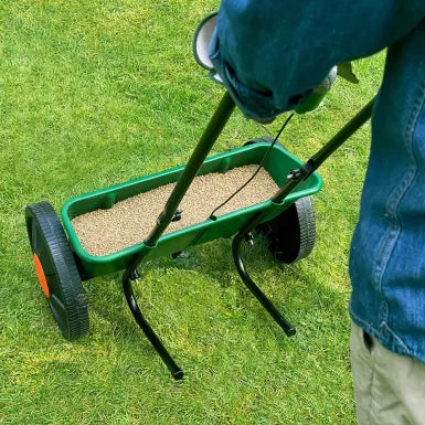 *SPECIAL PRICE* - Miracle-Gro® Drop Spreader – Even Lawn Care Application | 129197