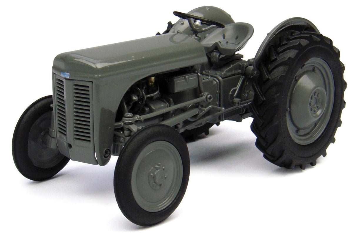 AGCO | Tea 20 | 1:32 | AG-X993040418900