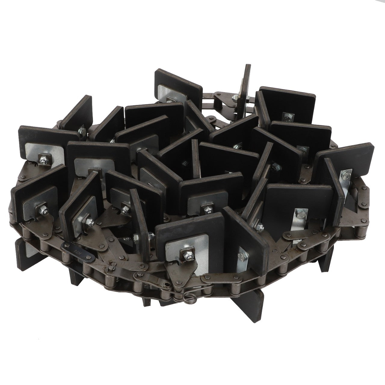 The AGCO Grain Elevator Chain - D28580135 is a sophisticated mechanical construction incorporating several layers of quenched and tempered steels and bolts, organized in a circular pattern to guarantee exceptional fatigue strength.