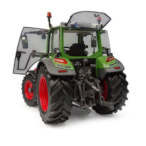 Fendt 516 Tractor 1:32 Scale Model by Universal Hobbies | X991024175000