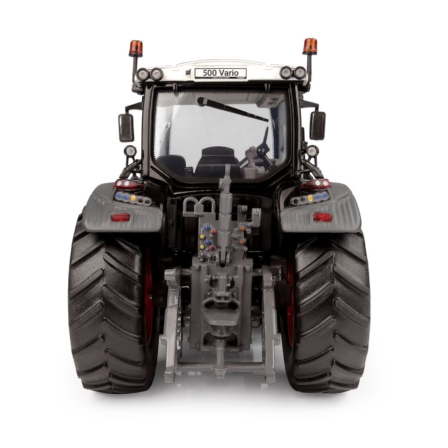 Fendt 516 Vario Black with Front Loader 1:32 Scale Model (2014) – Limited Edition of 1,500 - X991025311000