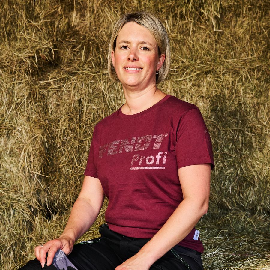 Fendt Profi Women's Red Cotton T-Shirt - X99102605