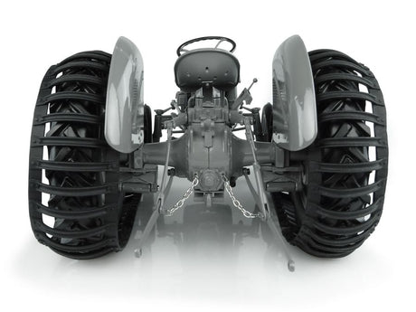 MF TEA 20 with Half-Track | 1:16 Scale – Collector's Replica - X993040417101