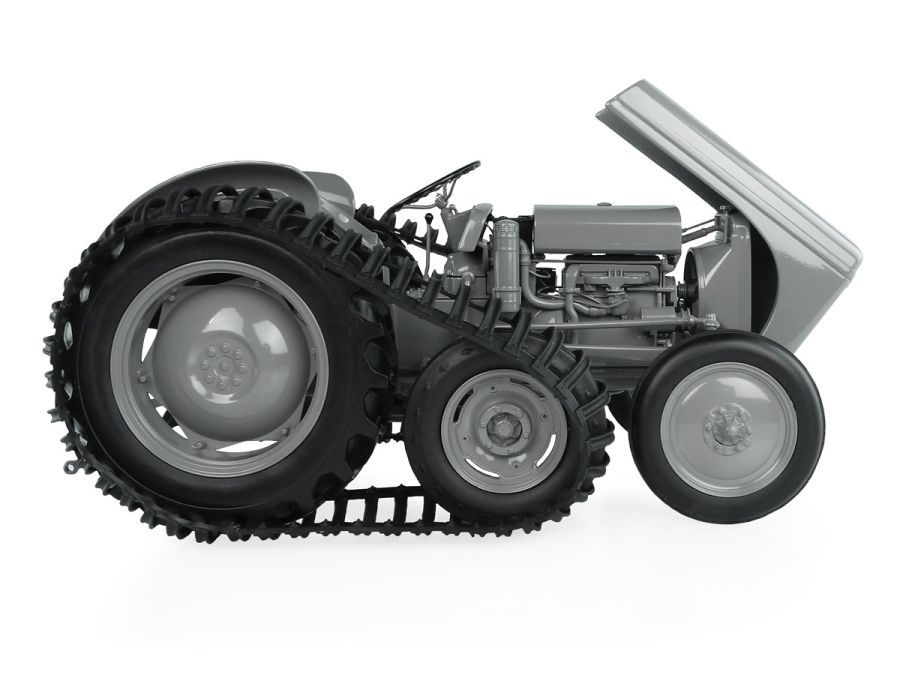MF TEA 20 with Half-Track | 1:16 Scale – Collector's Replica - X993040417101