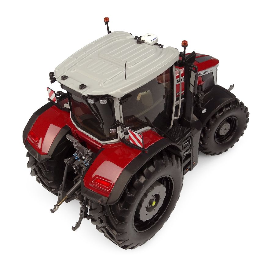 MF 9S.425 Metallic Red Limited Edition, 1:32 Scale Model - Model X993042506858