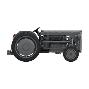 MF TEA 20 Tractor 1:16 Scale Plastic Brick Model for Kids | X993662508000