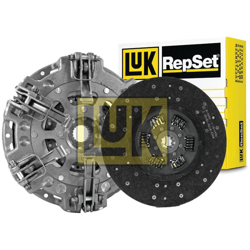 A Sparex Clutch Kit without Bearings - S.146841 featuring an organic captive disc and pressure plate, positioned in front of the product's branded packaging.