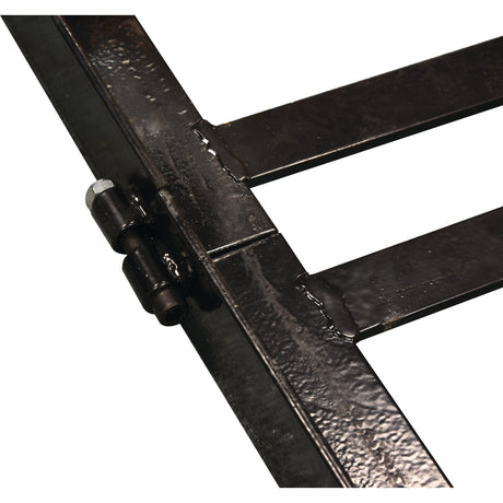 Close-up of the Tractor Separator - 10T - S.150442, showing a black metal hinge connecting two rectangular metal bars with visible welding marks. CE Approved and capable of withstanding up to 10 tons, this sturdy connection from Sparex is ideal for heavy-duty applications.