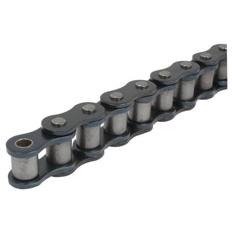 Close-up view of the Sparex Drive Chain - Simplex, 16B-1 (5M) | Sparex Part No. S.19754, typically used in mechanical transmission systems, featuring a connecting link for easy installation.