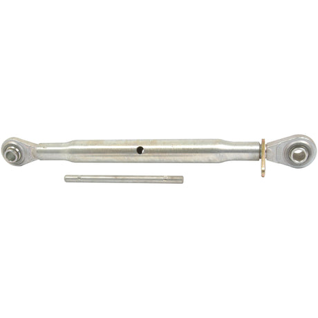 Introducing the Sparex Top Link (Cat.1/1) Ball and Ball, 1 1/8'', designed with eyelets on both ends and an additional metal rod below, making it suitable for various industrial applications. Minimum length: 520mm. Model: S.312.