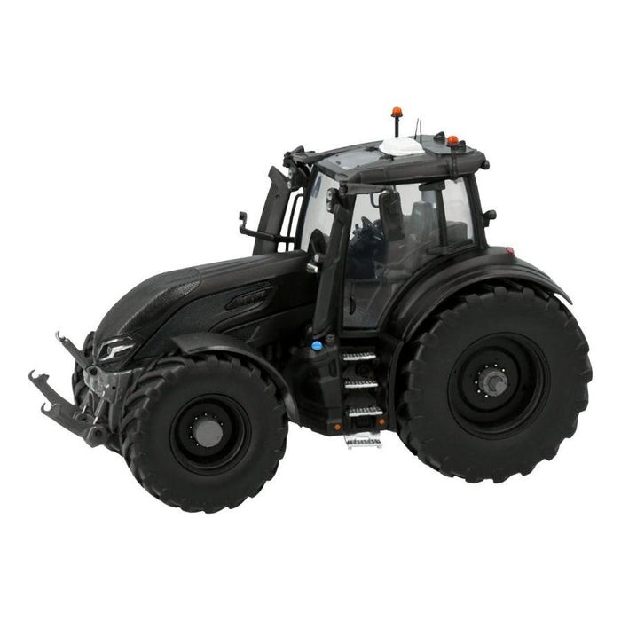 Valtra Q305 Black Matt – 1:32 Scale Model | V42803500 | Collector’s Edition