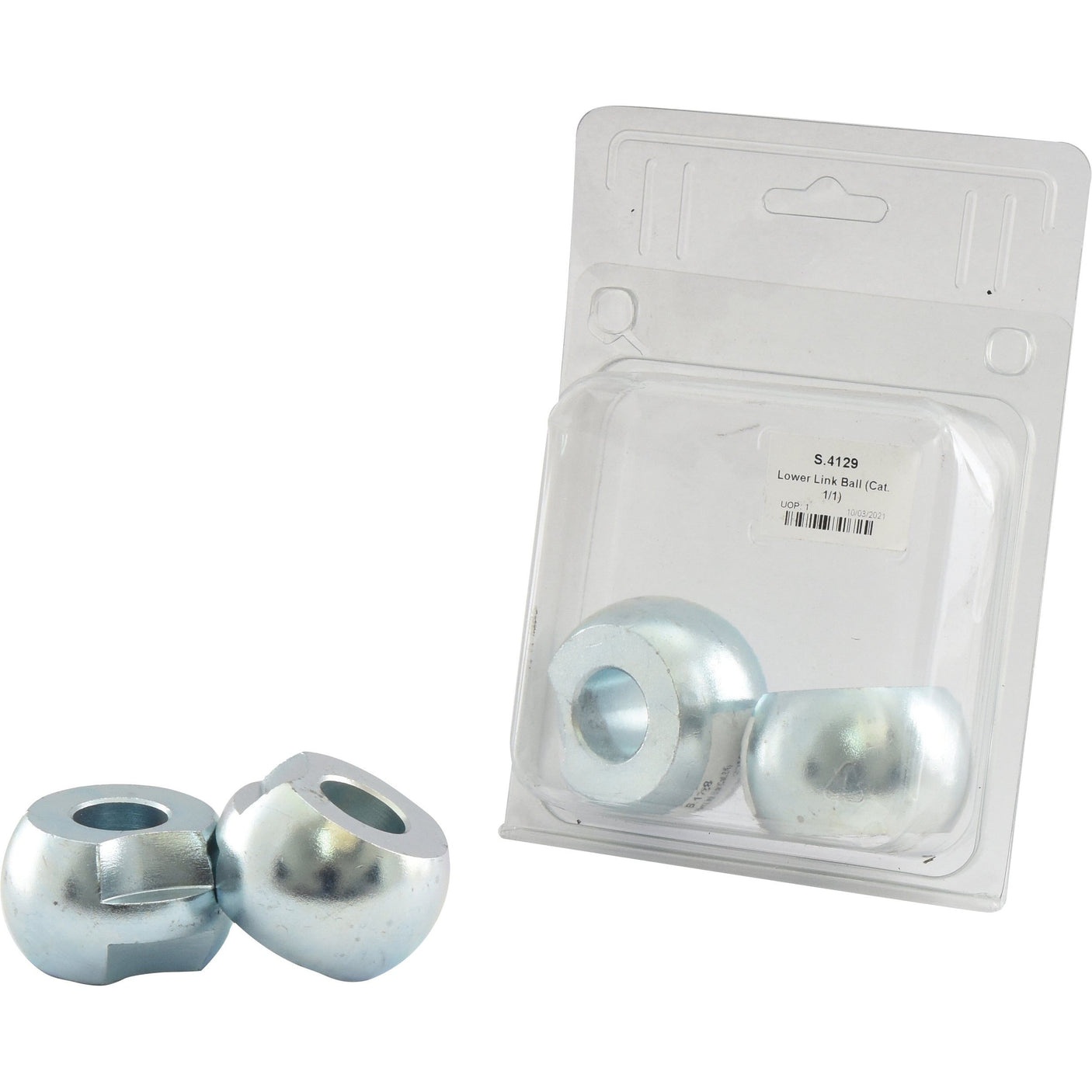 Close-up of two metallic spherical components next to a transparent plastic packaging. The label on the package reads "Lower Link Ball (Cat. 1/1) - S.4129" from the brand Sparex. The packaging is partially open, revealing the shiny parts inside.