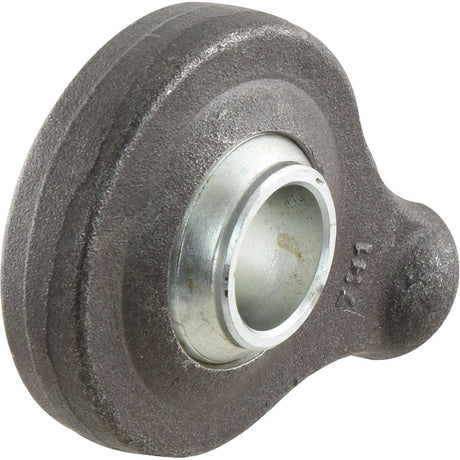 Introducing the Top Link Weld On Ball End (Cat. 3) from Sparex, Part No. S.4216—this metal rod end bearing is designed with a threaded hole in the center, making it ideal for industrial machinery and mechanical applications. Its detailed product specifications feature precise measurements that guarantee compatibility and optimal performance.