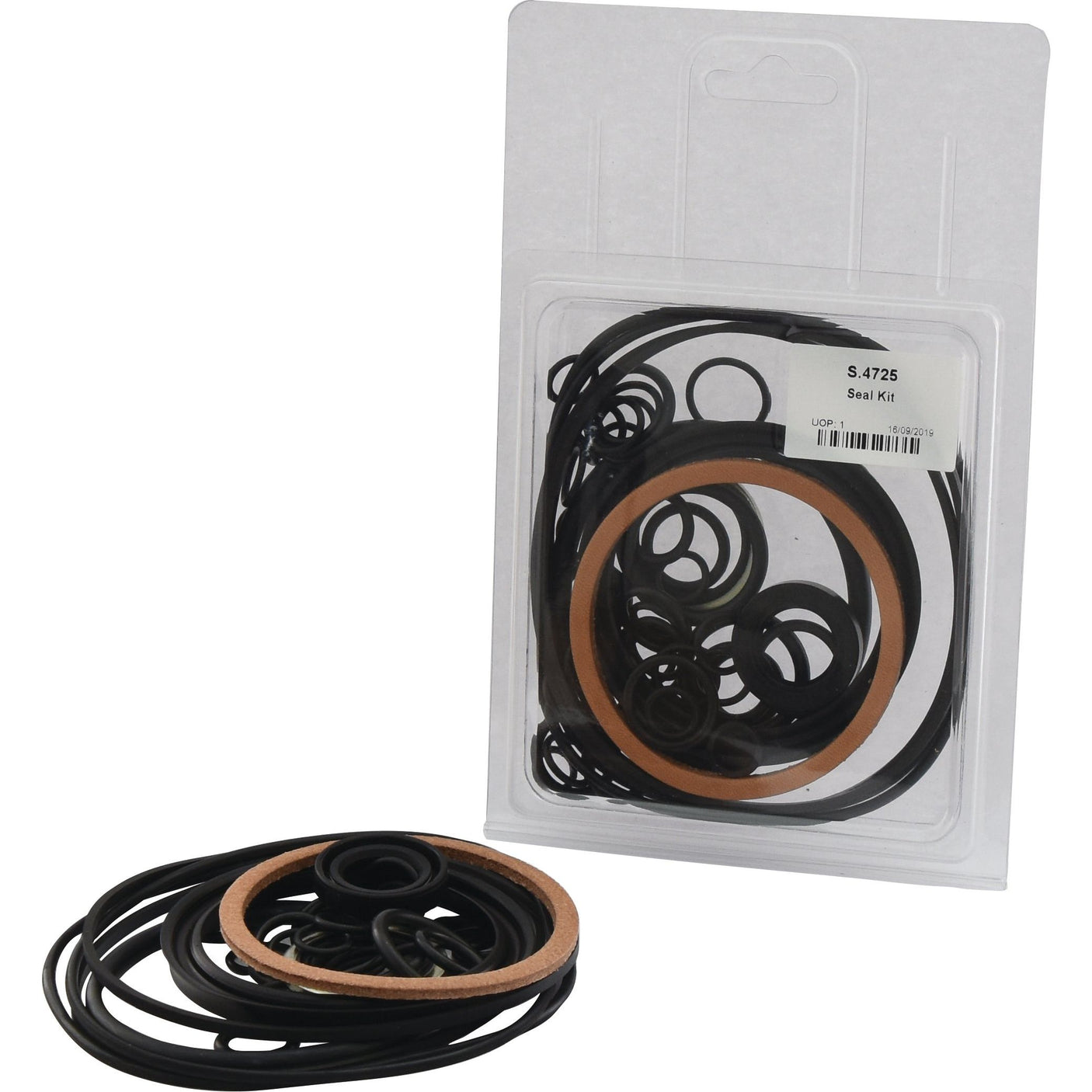 The Sparex Seal Kit (Lift Cover, Cylinder & Pump. S.66192, S.60580) displayed partially inside a clear plastic package and partially placed in front of the package, features various sizes of black rubber o-rings along with a brown ring specially designed for Cylinder & Pump applications. Perfect for maintaining your Ford / New Holland equipment, this kit is sold under the trusted brand name Sparex with Part No. S.4725.
