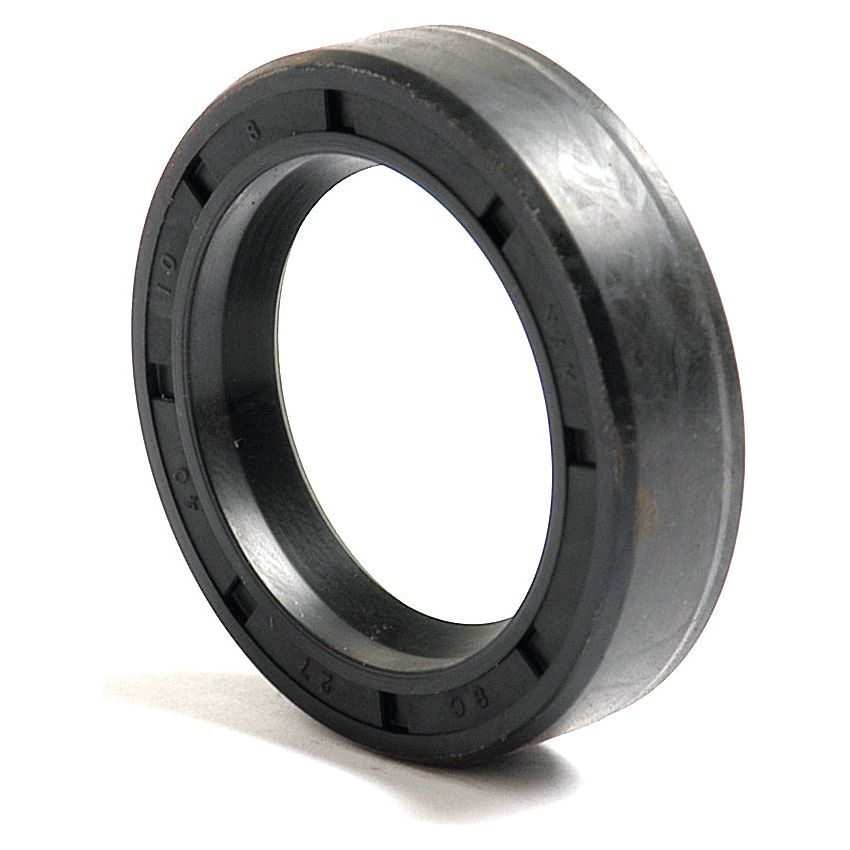 A close-up of a circular black rubber O-ring seal with a hollow center, ideal for use with the Sparex Metric Rotary Shaft Seal, 27 x 40 x 10mm Single Lip (Part No.S.50219).