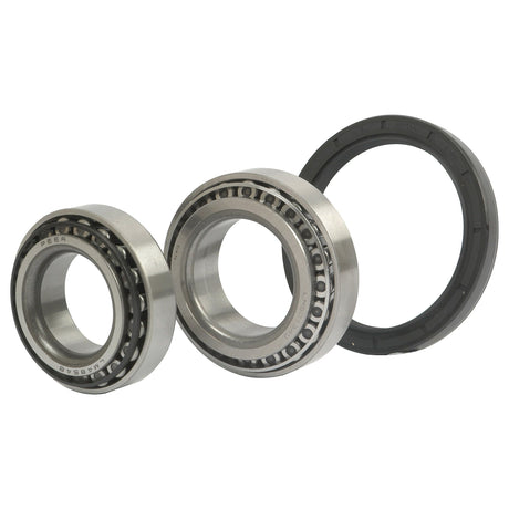 The Sparex Wheel Bearing Kit (Part No.S.75998) includes a set of three mechanical bearings, featuring two cylindrical roller bearings and one rubber-sealed bearing, all arranged in a row with a white background. This kit is ideal for Leyland or Nuffield applications.