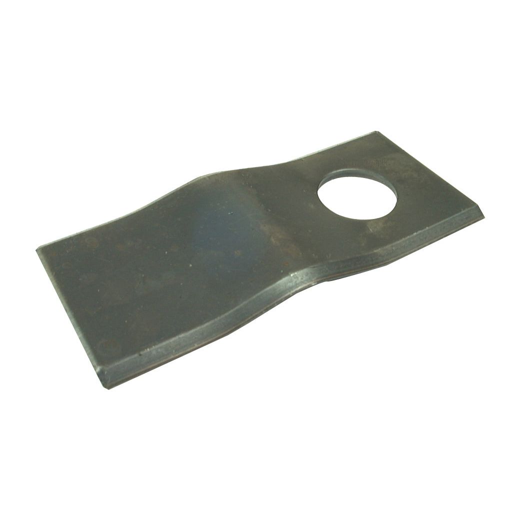 The Sparex Mower Blades (Stepped Blade, 106 x 47x3mm, Hole Ø21mm) feature a flat, rectangular metal design with a curved indentation in the middle and a round hole near one end. These blades are compatible with PZ, Claas, Krone, Massey Ferguson, Pottinger, Marangon, Kverneland,Taarup,Vicon models such as CM120 and can be referenced by the Sparex Part No.S.77052.