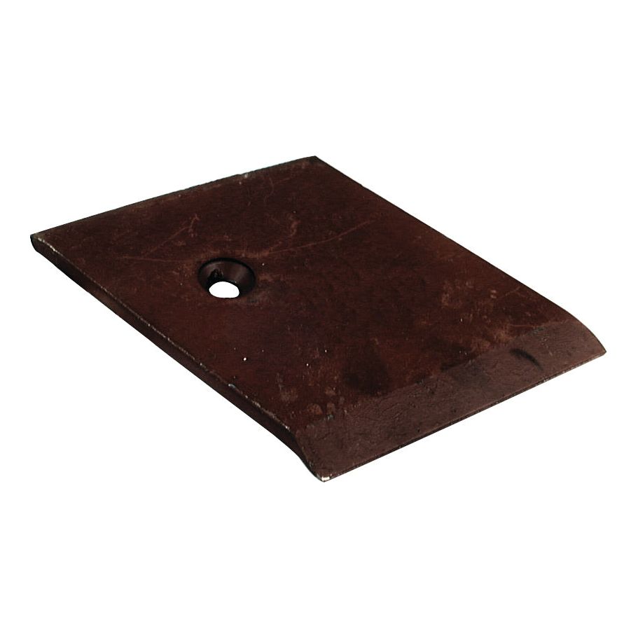 The Wing Single Hole RH, compatible with the Ransome SUBTILLER, from Sparex (Sparex Part No. S.78321, also known as PASC779), is a rectangular metal scraper blade that features a beveled edge and a central circular hole.