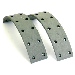 Displayed on a plain white background are two pieces from the Brake Lining Kit Shoe, measuring 290mm in length. These parts are identified under Sparex Part No. S.58604 and are perfectly suited for Deutz-Fahr vehicles.