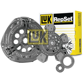 The Sparex Clutch Kit with Bearings - S.146805 includes a pressure plate, Cerametallic Loose Disc, release bearings, and comes in a packaging box.