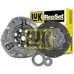 The Sparex Clutch Kit with Bearings - S.146834, which includes a pressure plate, an organic clutch disc, and release bearings, is neatly placed in front of its branded box packaging.