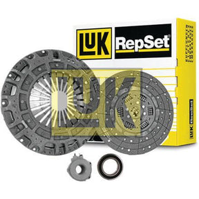 The Sparex Clutch Kit with Bearings (Part No. S.147363) includes a pressure plate, clutch disc, release bearing, and alignment tool, all showcased in front of a Sparex branded yellow and white box.