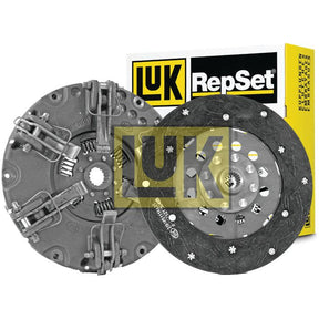 A Sparex Clutch Kit without Bearings (S.146511), featuring a pressure plate and organic disc, displayed in front of its branded packaging.