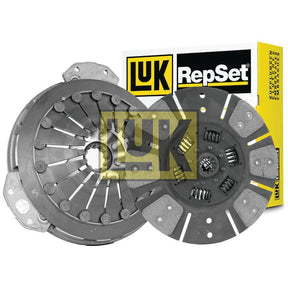 Image of a Sparex Clutch Kit without Bearings - S.146530, featuring a clutch disc and pressure plate, displayed in front of a yellow, black, and white product box. The loose disc type is clearly visible along with the cover size details prominently showcased.