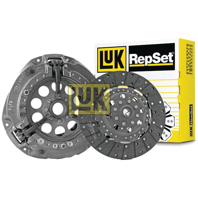 Image of a Sparex S.146824 clutch kit without bearings, featuring a clutch disc and pressure plate with the LUK Cover. The product packaging is visible in the background.