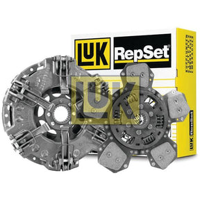 A Sparex Clutch Kit without Bearings - S.146861 featuring a pressure plate and clutch disc is displayed in front of a branded yellow and white box, showcasing its dual cover design.