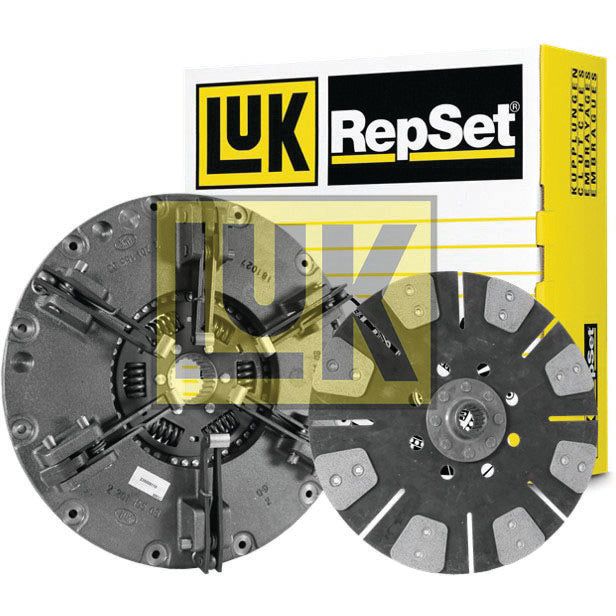 The packaging for the Sparex S.147321 Clutch Kit without Bearings prominently features a detailed display of the clutch disc and pressure plate components, highlighting its durable captive disc material for enhanced performance.