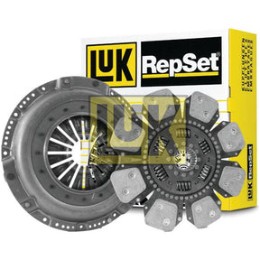 A Sparex Clutch Kit without Bearings (S.147330) displayed with the packaging box. The kit features a torsion sprung pressure plate and a clutch disc.