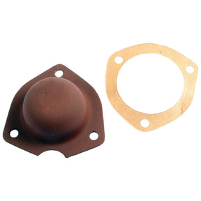 Image of a brown, dome-shaped rubber part resembling a hub cap (Sparex Hub Cap, Part No. S.7862), next to a beige, circular gasket with three holes, possibly for a Case IH or David Brown tractor.