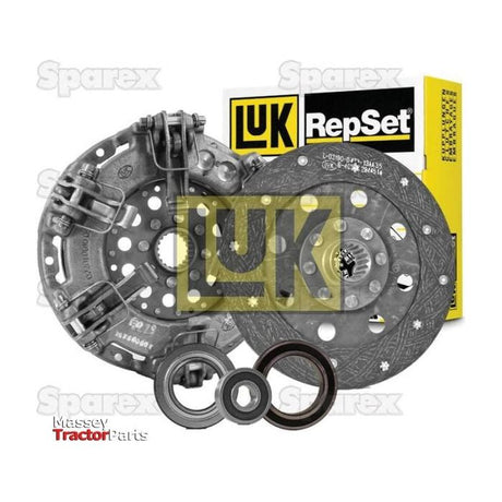 Sparex Clutch Kit with Bearings (S.146467) featuring an organic disc, pressure plate, and bearings. Background features Sparex branding and Massey TractorParts watermark.
