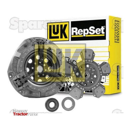 A Sparex Clutch Kit with Bearings - S.146797, featuring an Organic Captive Disc, is shown with a clutch disc, pressure plate, release bearing, and pilot bearing placed in front of the packaging box.
