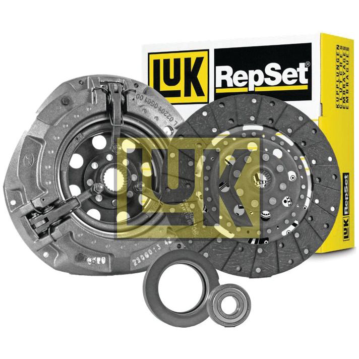 Sparex Clutch Kit with Bearings - S.146832, featuring an organic disc, pressure plate, and release bearing with cast iron housing, displayed in front of its packaging box.