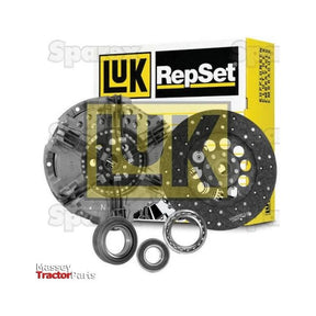 The packaging of the Sparex Clutch Kit with Bearings - S.147070 highlights its components, such as a cast iron clutch disc, pressure plate, and bearings, prominently displayed in front.