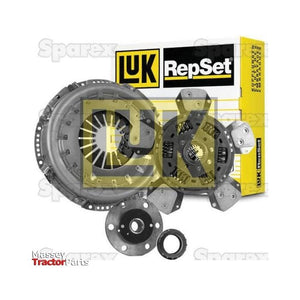 A Sparex Clutch Kit with Bearings - S.147082 is displayed in front of its packaging box. The components include a Cerametallic Loose Disc, clutch disc, pressure plate, and release bearing. The "Massey Tractor Parts" logo is seen at the bottom.