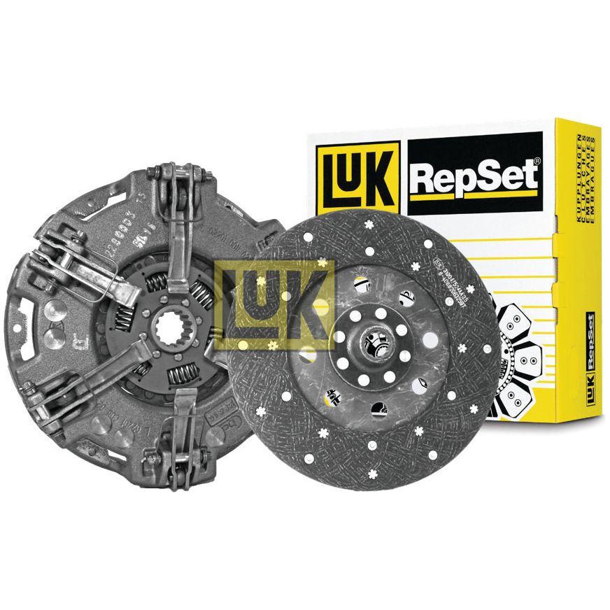 The image showcases a Clutch Kit without Bearings - S.146523 from Sparex, which includes a clutch disc made from organic material and a pressure plate, with the branded yellow and white box in the background.