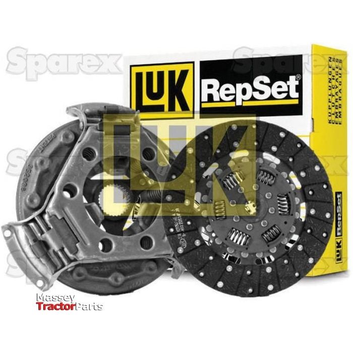A box labeled "Clutch Kit without Bearings - S.146752," featuring a clutch pressure plate and a clutch disc with a 280mm cover size, is displayed at the front. The background shows faint, repeated branding of "Sparex.