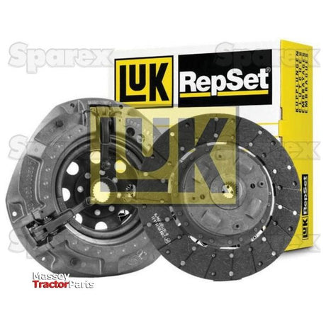 The Sparex Clutch Kit without Bearings (S.146850) packaging and components, including a torsion-sprung clutch disc and pressure plate, are displayed against a white background. The Massey Tractor Parts logo is visible in the corner.