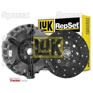 Image of a Sparex Clutch Kit without Bearings (S.146972) displayed in front of a yellow and black RepSet box. The kit includes a pressure plate with dual cover size specifications and a clutch disk, with the Sparex and Massey Tractor Parts logos visible.