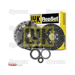 The Sparex S.146978 Clutch Kit without Bearings includes two clutch discs and seals, showcased in front of the product box, and features a dual cover design for enhanced performance.