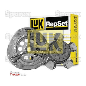 Sparex Clutch Kit without Bearings (S.147010) displayed with packaging, featuring a single cover and various clutch components against a white background.