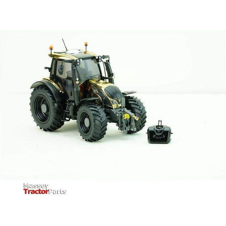 N174 Gold Limited Edition- V42801940-Valtra-Collectable Models,Merchandise,Model Tractor,On Sale,tou,toy